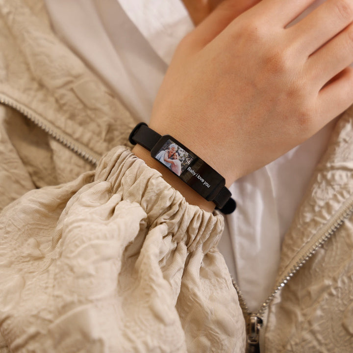 Individuelles Armband mit Fotogravur