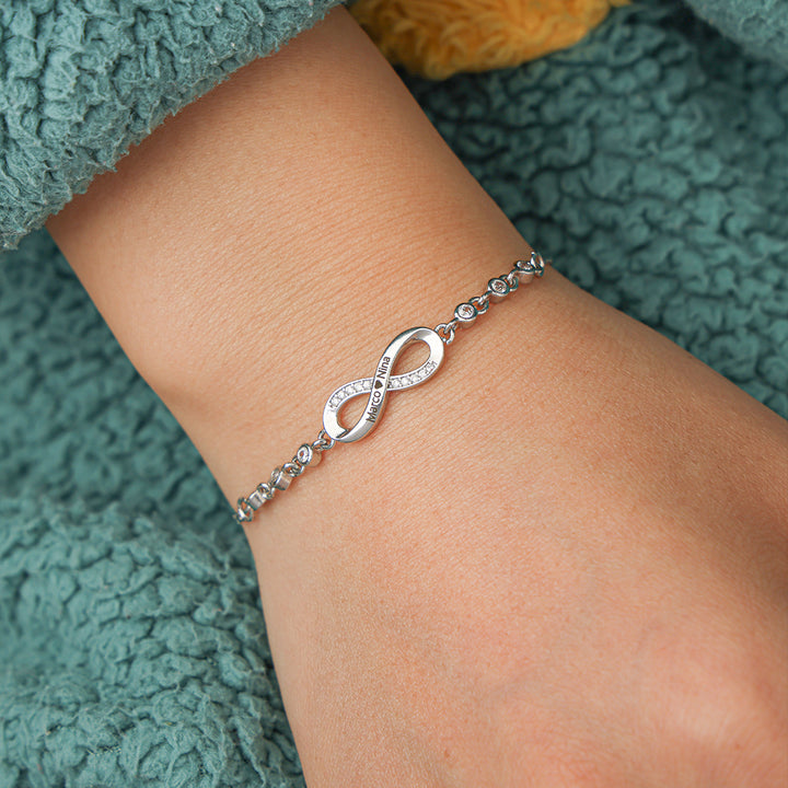 Luvellery Personalisierte Armbänder mit Gravur - Endlose Liebe